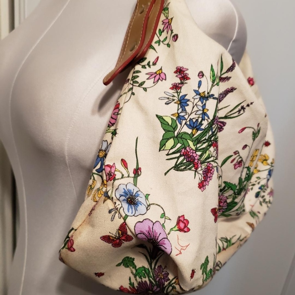 Floral handbag
